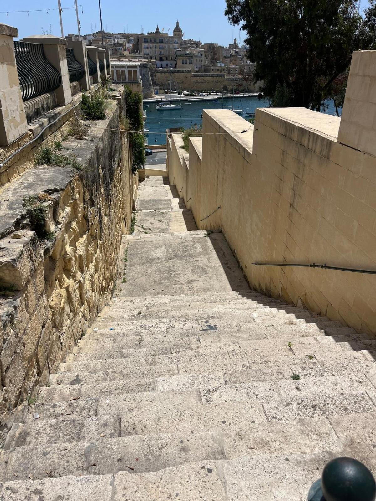 Harbour View Apt With Terrace Kalkara Exterior photo